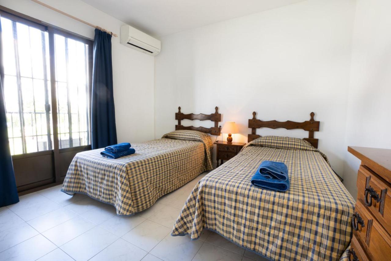 Hacienda 19 Menyber Apartment เนร์คา ภายนอก รูปภาพ